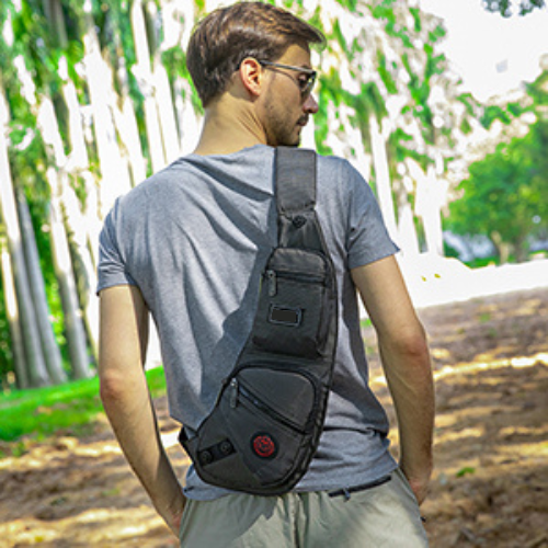 Giraffe Sling Bag