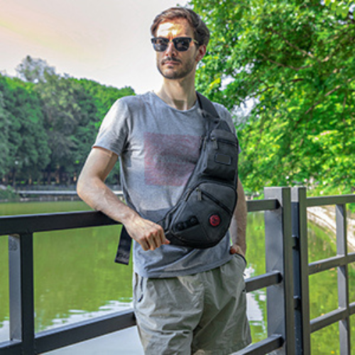 Giraffe Sling Bag