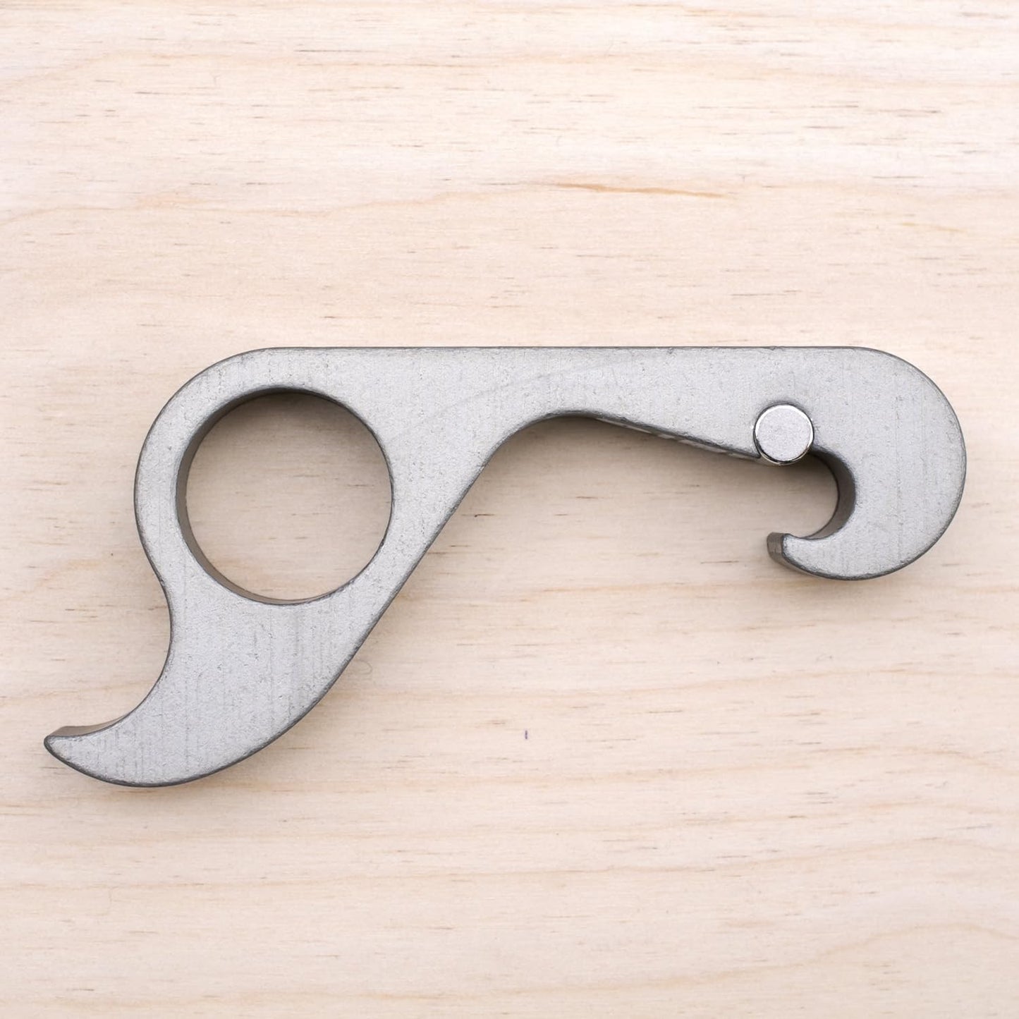 Factory Direct Sales 49% OFF🔥 One-handed Bottle Opener
