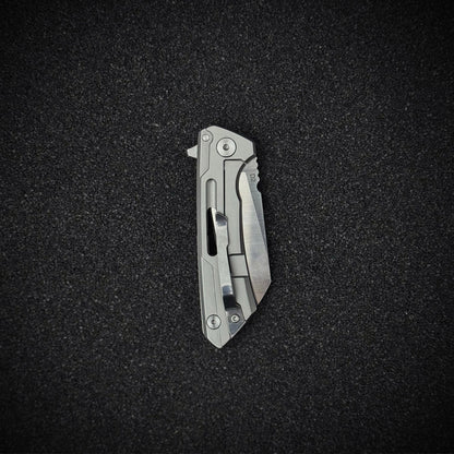 Steel Titan knife
