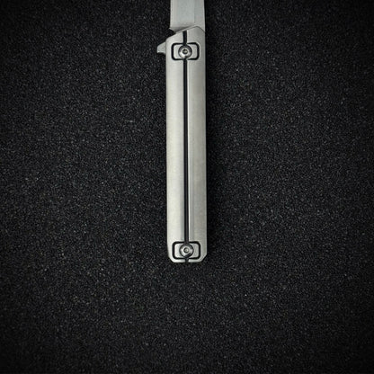 Razon Fang knife